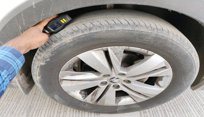 2023 Skoda KUSHAQ AMBITION CLASSIC 1.0L TSI MT, Petrol, Manual, 47,072 km, tyre