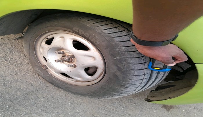 2011 Chevrolet Beat LT PETROL, CNG, Manual, 93,139 km, tyre