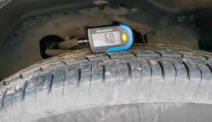 2018 Tata Hexa XE 4X2 7 STR, Diesel, Manual, 77,777 km, tyre