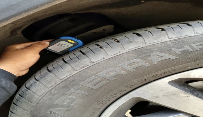 2021 Tata Harrier XZA PLUS 2.0L DUAL TONE, Diesel, Automatic, 57,385 km, tyre