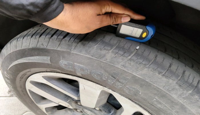 2021 Tata Harrier XZA PLUS 2.0L DUAL TONE, Diesel, Automatic, 57,385 km, tyre