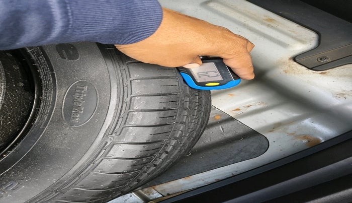 2017 Hyundai Creta E PLUS 1.6 PETROL, Petrol, Manual, 47,439 km, tyre