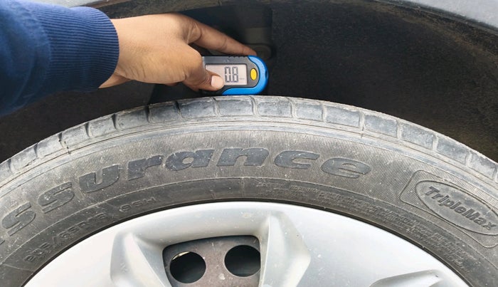 2017 Hyundai Creta E PLUS 1.6 PETROL, Petrol, Manual, 47,439 km, tyre