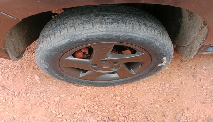 2015 Renault Duster 85 PS RXL DIESEL, Diesel, Manual, 97,871 km, tyre