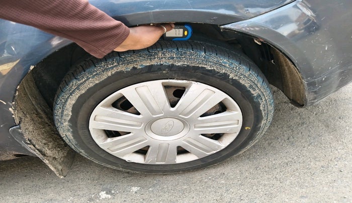 2013 Ford Classic LXI 1.4 DIESEL, Diesel, Manual, 85,360 km, tyre