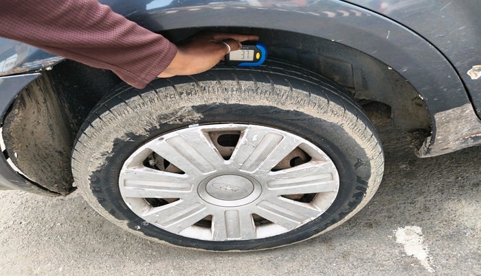 2013 Ford Classic LXI 1.4 DIESEL, Diesel, Manual, 85,360 km, tyre