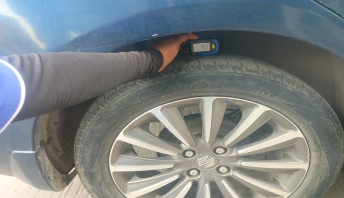 2019 Maruti Ciaz ALPHA 1.5 SHVS PETROL, Petrol, Manual, 96,103 km, tyre