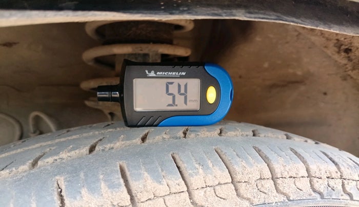 2019 Maruti Alto LXI, Petrol, Manual, 59,187 km, tyre