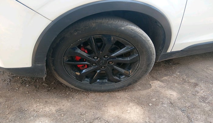 2020 Mahindra XUV300 W8 (O) 1.5 DIESEL, Diesel, Manual, 77,631 km, tyre