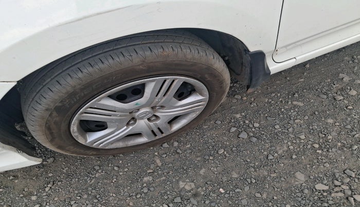 2010 Honda City 1.5L I-VTEC S MT, CNG, Manual, 85,453 km, tyre