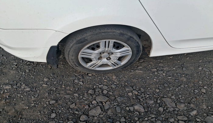 2010 Honda City 1.5L I-VTEC S MT, CNG, Manual, 85,453 km, tyre