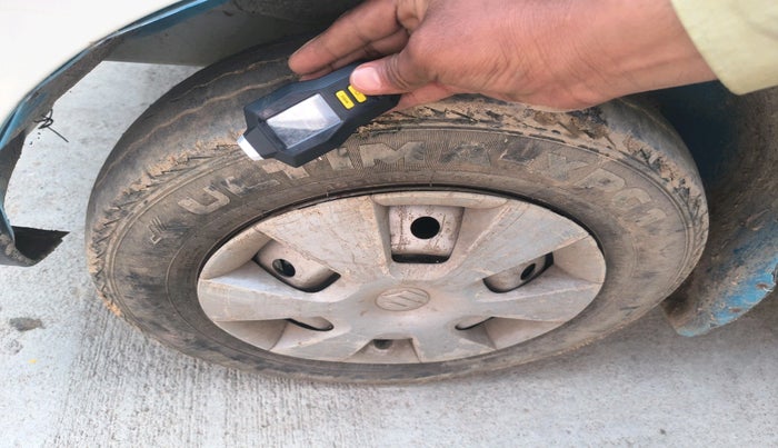 2022 Maruti Eeco 7 STR STD 1.2, Petrol, Manual, 53,047 km, tyre