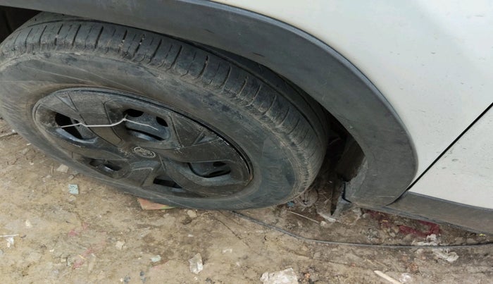 2024 Tata PUNCH PURE MT, Petrol, Manual, 29,780 km, tyre