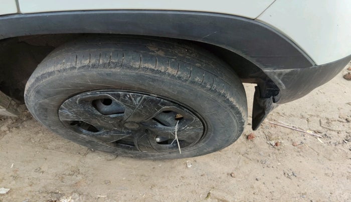 2024 Tata PUNCH PURE MT, Petrol, Manual, 29,780 km, tyre