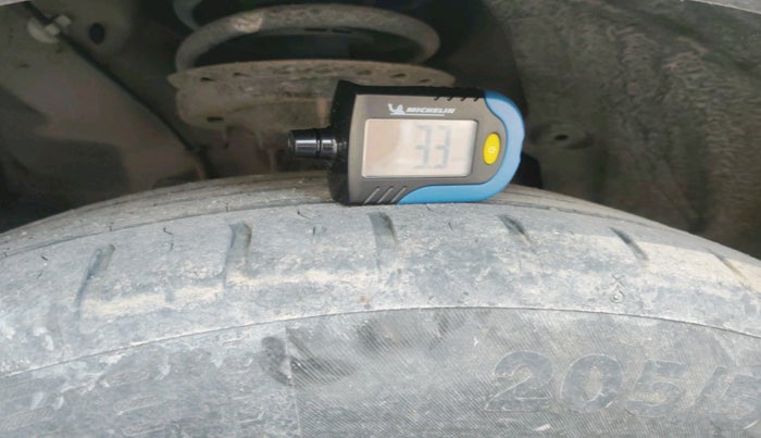 2015 Hyundai i20 Active 1.4 SX, Diesel, Manual, 1,47,164 km, tyre