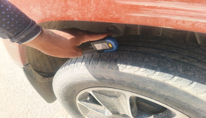 2016 Renault Duster 110 PS RXZ 4X4 MT DIESEL, Diesel, Manual, 1,12,127 km, tyre