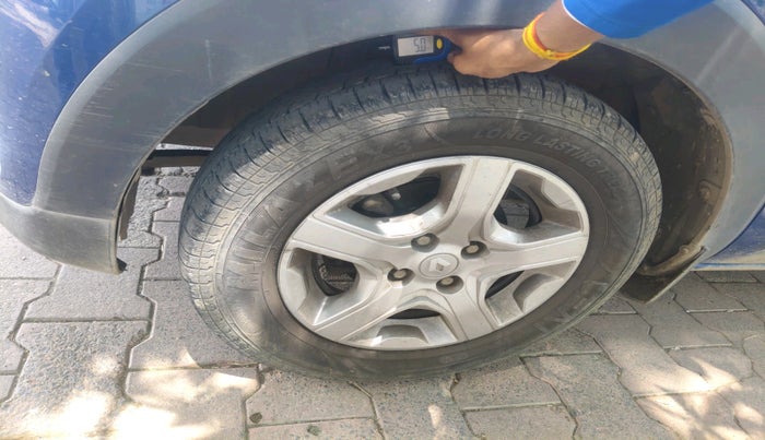 2019 Renault TRIBER RXZ, Petrol, Manual, 38,277 km, tyre