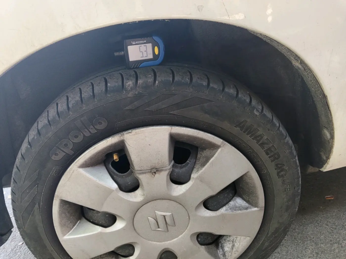 2017 Maruti Alto K10 VXI, Petrol, Manual, 97,000 km, tyre