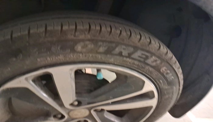 2023 Tata ALTROZ XZ + SUNROOF, Petrol, Manual, 24,276 km, tyre