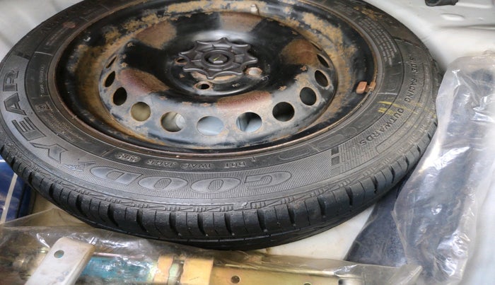 2018 Hyundai Grand i10 SPORTZ 1.2 KAPPA VTVT, Petrol, Manual, 45,377 km, tyre