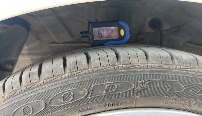 2018 Hyundai Grand i10 SPORTZ 1.2 KAPPA VTVT, Petrol, Manual, 45,377 km, tyre