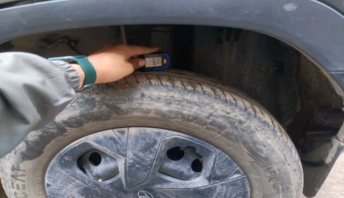 2024 Tata PUNCH ADVENTURE MT CNG , CNG, Manual, 14,247 km, tyre