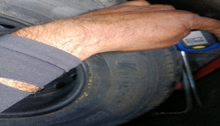 2020 Hyundai NEW SANTRO SPORTZ MT, Petrol, Manual, 95,905 km, tyre