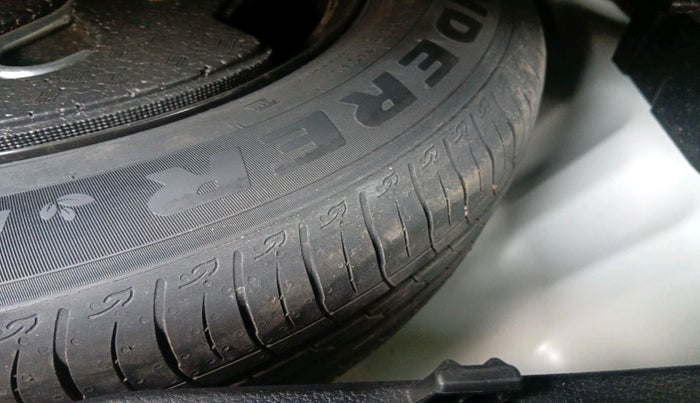 2024 Maruti BREZZA LXI S- CNG, CNG, Manual, 32,068 km, tyre