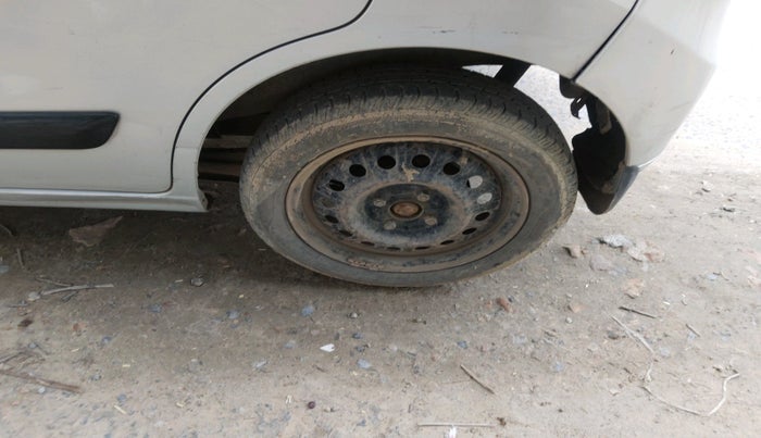2012 Maruti Wagon R 1.0 VXI, Petrol, Manual, 41,712 km, tyre
