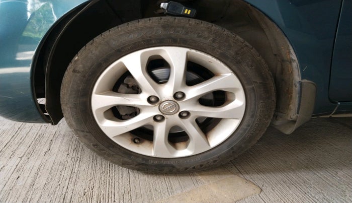 2014 Nissan Micra XV CVT, Petrol, Automatic, 53,687 km, tyre