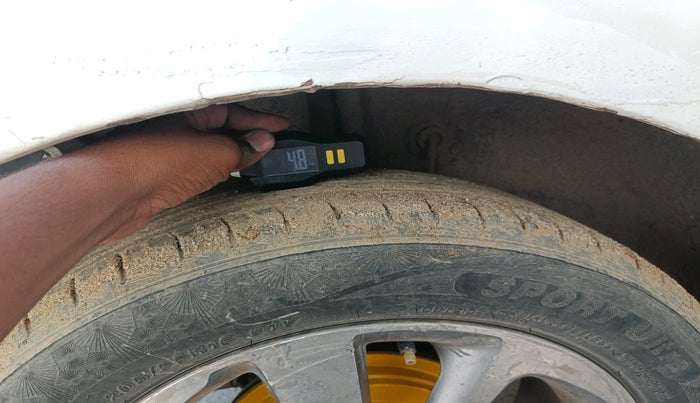 2015 Hyundai Elite i20 ASTA 1.4 CRDI, Diesel, Manual, 1,38,464 km, tyre