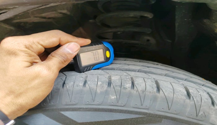 2022 Toyota URBAN CRUISER PREMIUM GRADE MT, Petrol, Manual, 1,10,668 km, tyre