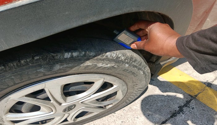 2016 Mahindra Kuv100 K6 PLUS 6 STR, Petrol, Manual, 43,236 km, tyre