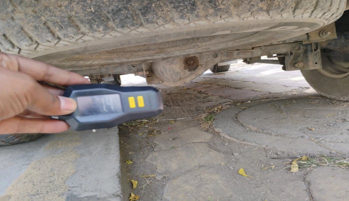 2012 Mahindra Scorpio EX M2DI, Diesel, Manual, 2,10,602 km, tyre