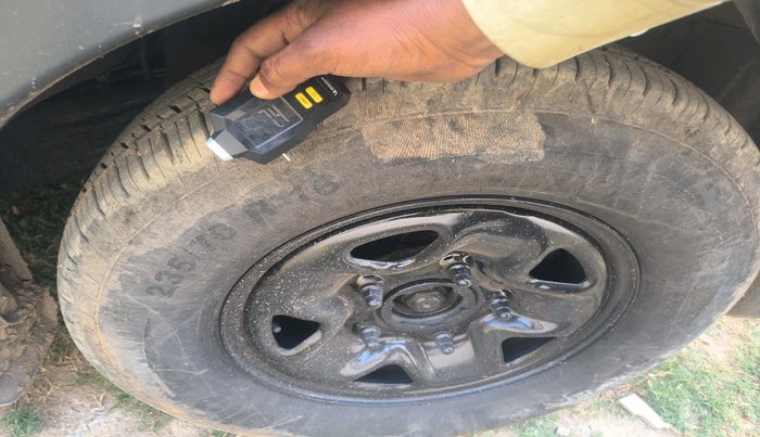 2018 Tata Hexa XM 4X2 7 STR, Diesel, Manual, 44,253 km, tyre