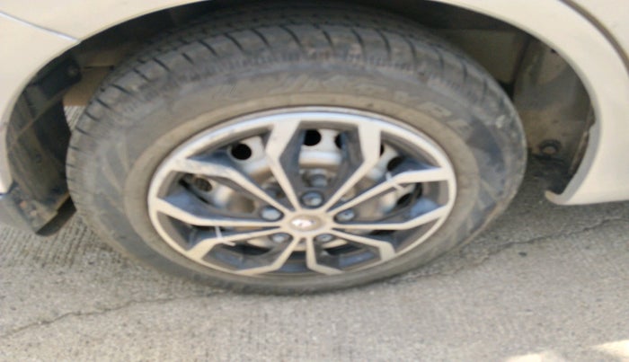 2014 Honda Amaze 1.2L I-VTEC EX, Petrol, Manual, 65,310 km, tyre