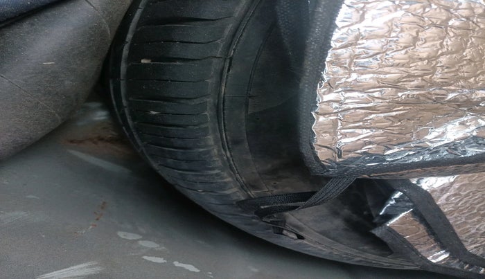 2021 Hyundai Verna SX 1.5 VTVT, CNG, Manual, 70,128 km, tyre