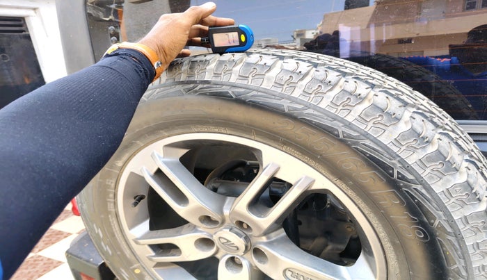 2021 Mahindra Thar LX HARD TOP 4WD MT, Diesel, Manual, 65,748 km, tyre