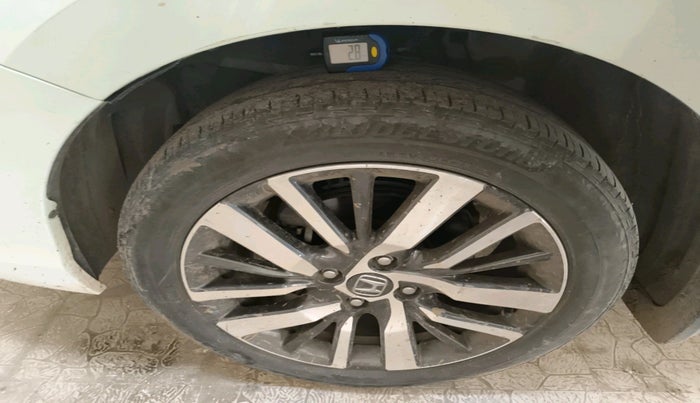 2022 Honda City 1.5L I-VTEC VX, Petrol, Manual, 35,924 km, tyre