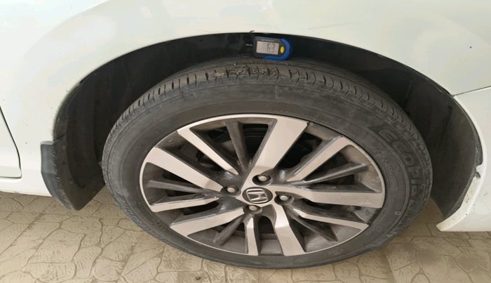 2022 Honda City 1.5L I-VTEC VX, Petrol, Manual, 35,924 km, tyre