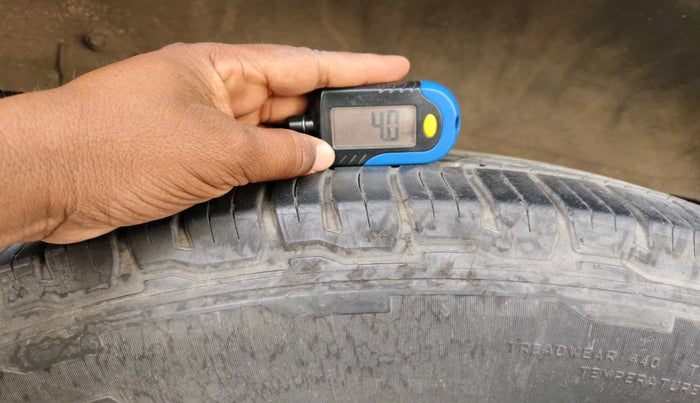 2018 Toyota Fortuner 2.8 4X2 MT, Diesel, Manual, 1,76,049 km, tyre