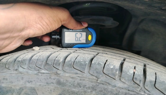 2024 Tata NEXON PURE 1.2 PETROL, Petrol, Manual, 4,839 km, tyre