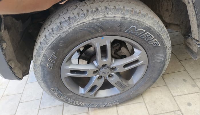 2021 Mahindra Thar LX PETROL HT 4WD AT, Petrol, Automatic, 28,665 km, tyre
