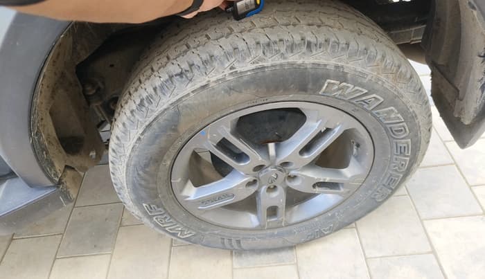 2021 Mahindra Thar LX PETROL HT 4WD AT, Petrol, Automatic, 28,665 km, tyre