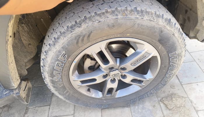 2021 Mahindra Thar LX PETROL HT 4WD AT, Petrol, Automatic, 28,665 km, tyre