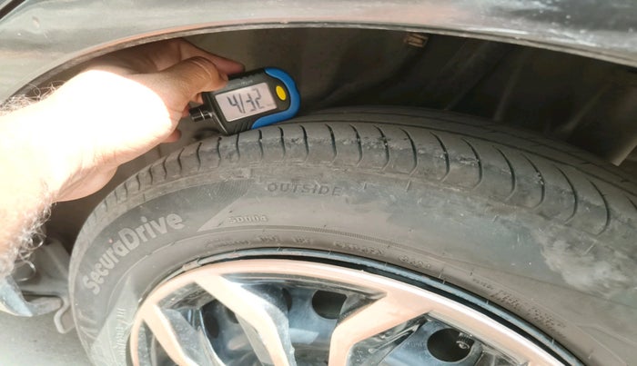 2017 Honda Amaze 1.2L I-VTEC S OPT, Petrol, Manual, 83,348 km, tyre