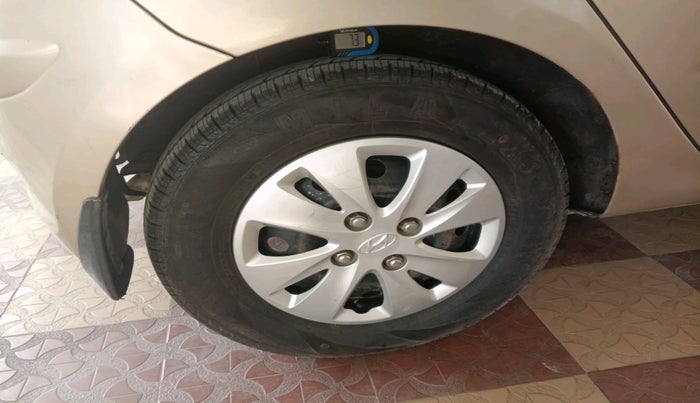 2011 Hyundai i10 MAGNA 1.2, Petrol, Manual, 82,109 km, tyre