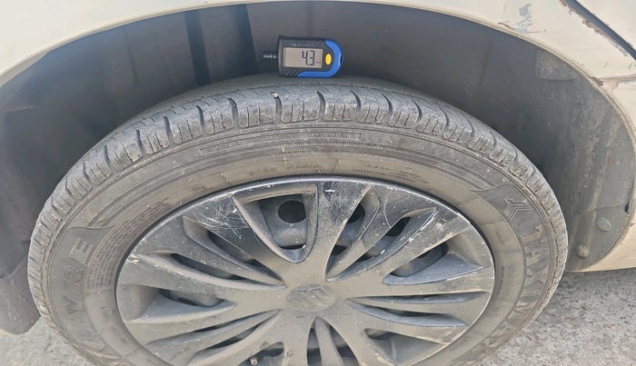 2014 Maruti Ertiga VDI, Diesel, Manual, 3,14,831 km, tyre