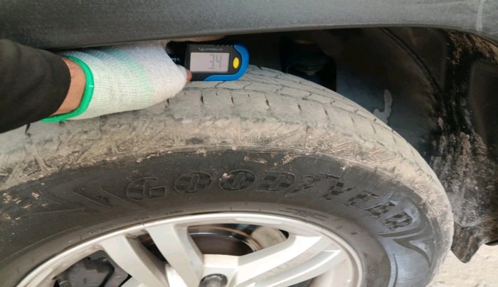 2022 Mahindra BOLERO NEO N 10 (O), Diesel, Manual, 69,966 km, tyre