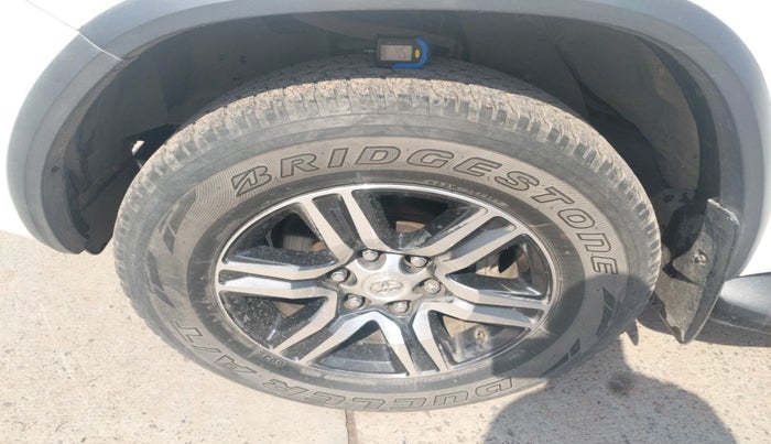 2023 Toyota Fortuner 4X2 AT 2.8 DIESEL, Diesel, Automatic, 37,544 km, tyre